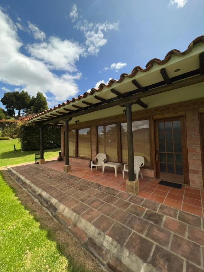 Hotel, Bungalows, Chalet Y Cabanas Aventura Park Villa De Leyva La Periquera Eksteriør billede
